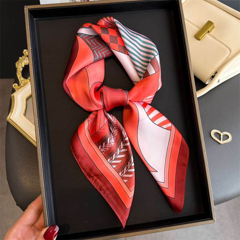 2026 新幾何学プリントシルクスクエアスカーフ女性装飾ネク - Silk Neck Scarf のレビューと価格